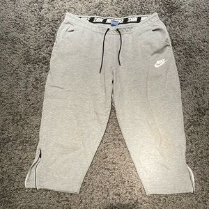 Grey nike sweatpants